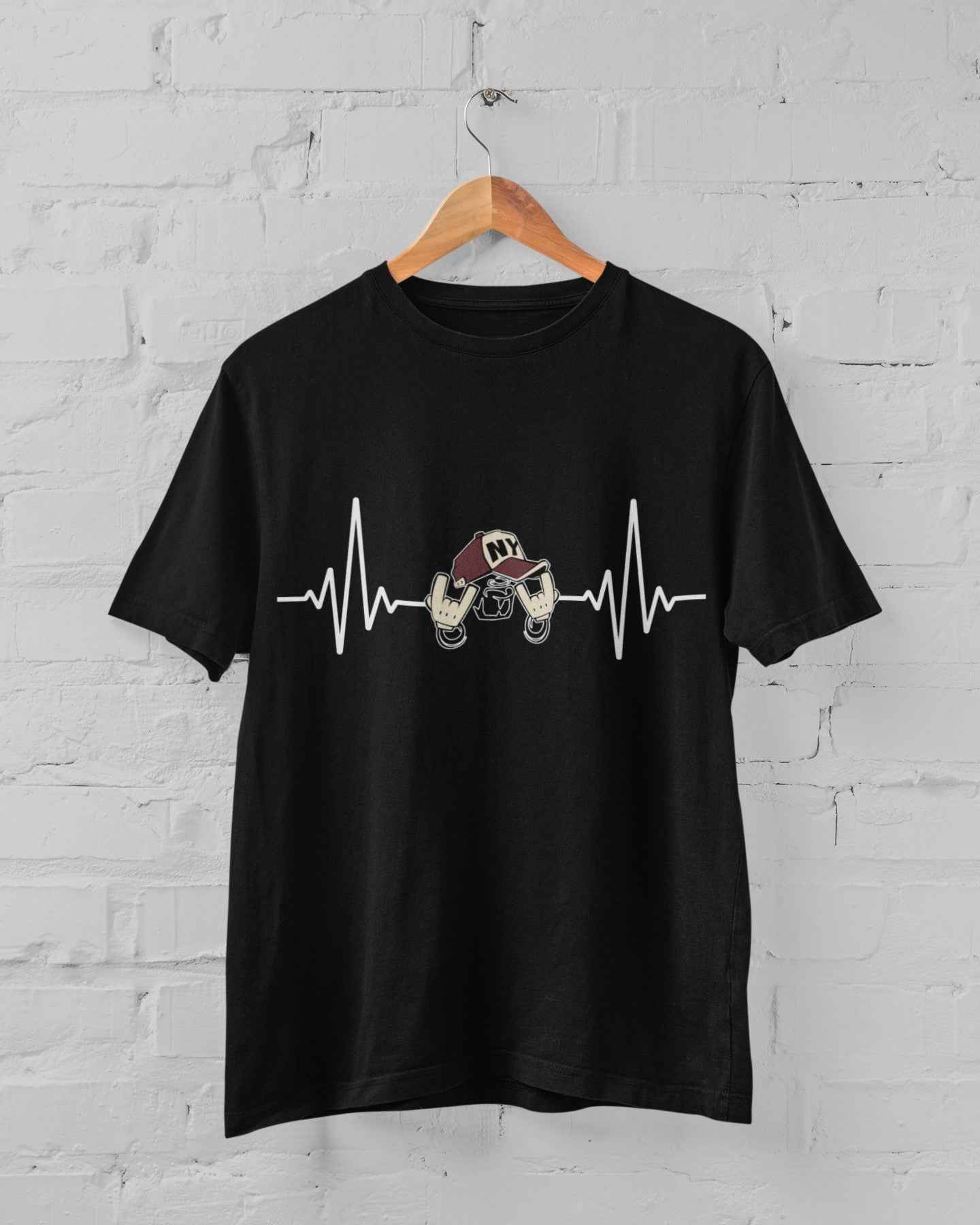 Urban Heartbeat T-Shirt and Money Bag Gift Set, Black Graphic Tee with Matching Bag, Urban Streetwear Collection
